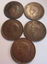 Load image into Gallery viewer, KING GEORGE VI BRONZE 1D PENNY 1941 X 3 & 1942 X 2 SOUTH AFRICA IN CLEAR FLIP