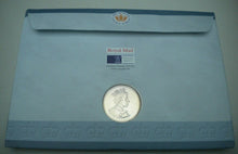 Load image into Gallery viewer, 2002 HM QUEEN ELIZABETH II THE QUEEN'S GOLDEN JUBILEE £5 CROWN COIN COVER PNC