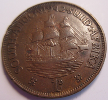Load image into Gallery viewer, KING GEORGE VI BRONZE 1D PENNY 1941 X 3 & 1942 X 2 SOUTH AFRICA IN CLEAR FLIP