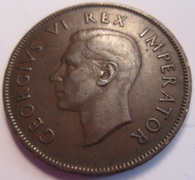 Load image into Gallery viewer, KING GEORGE VI BRONZE 1D PENNY 1941 X 3 & 1942 X 2 SOUTH AFRICA IN CLEAR FLIP