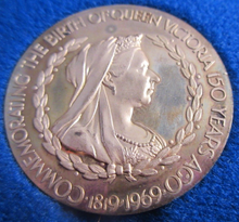 Load image into Gallery viewer, MEDALS COMMEMORATING THE 150TH ANNIVERSARY OF THE BIRTH OF QUEEN VICTORIA .999
