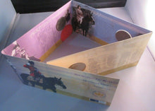 Load image into Gallery viewer, 2002 THE QUEENS GOLDEN JUBILEE HER MAJESTY THE QUEEN EQUESTRIAN CROWN COLLECTION