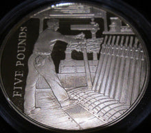 Load image into Gallery viewer, 2006 ROYAL MINT GOLDEN AGE OF STEAM TRAINS £5 SILVER PROOF COIN CHANNEL ISLANDS