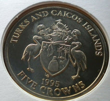 Load image into Gallery viewer, 1995 VICTORY IN EUROPE CELEBRATIONS TURKS & CAICOS BUNC 5 CROWN COIN COVER PNC