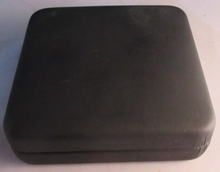 Load image into Gallery viewer, 2005 HISTORY OF THE ROYAL NAVY HMS CONQUEROR SILVER PROOF £5 COIN ROYAL MINT