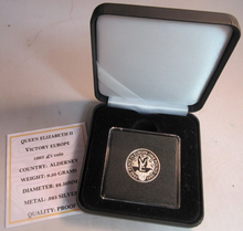 Load image into Gallery viewer, QUEEN ELIZABETH II VICTORY IN EUROPE ALDERNEY 1995 SILVER PROOF £1 COIN BOX &COA