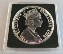 Load image into Gallery viewer, 2008 QEII LEST WE FORGET GIBRALTAR SILVER PROOF £5 FIVE POUND CROWN BOX & COA