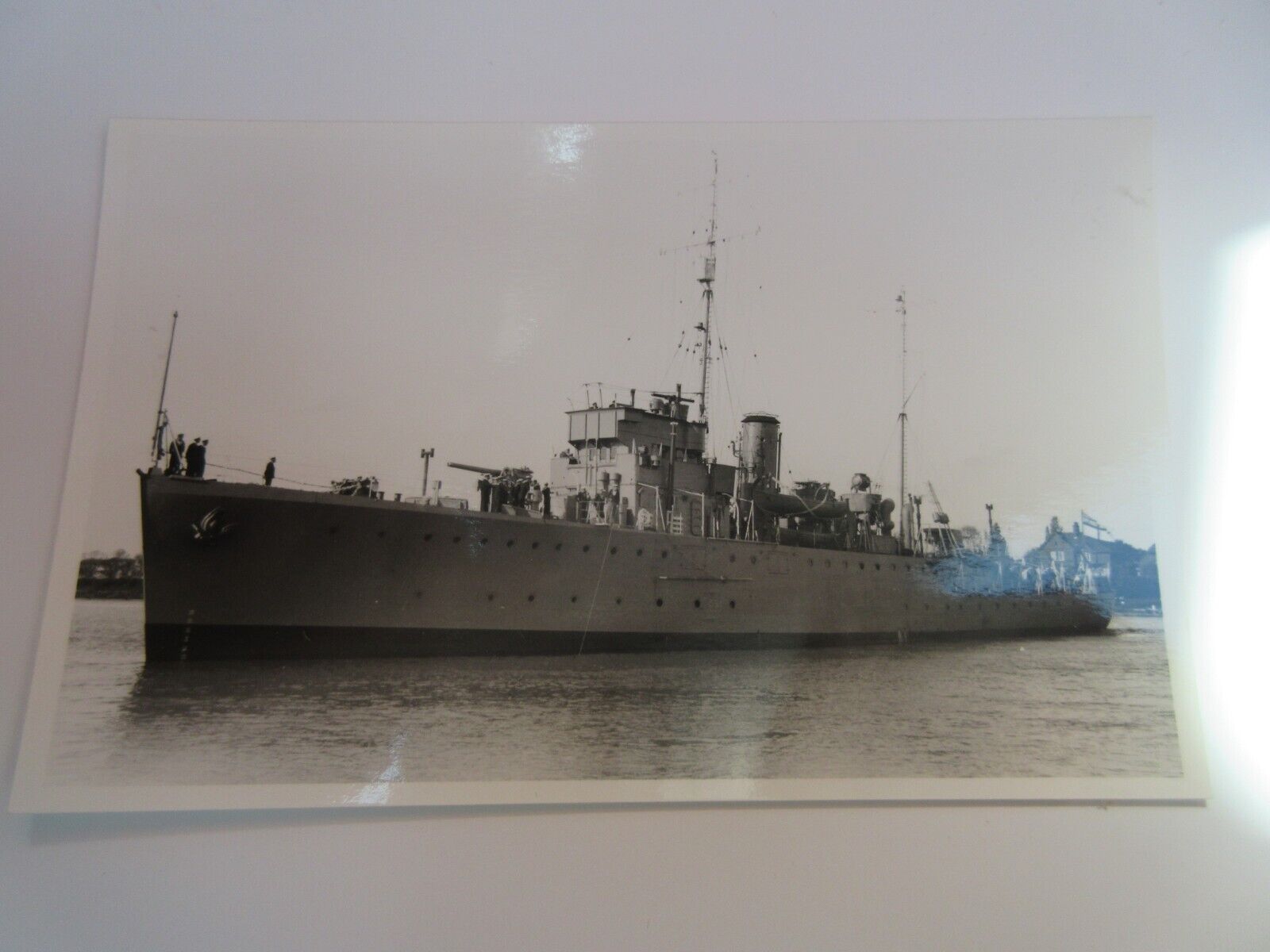 HMS HUSSAR Vintage ROYAL NAVY PHOTO CARD Halcyon Class Minesweeper 193