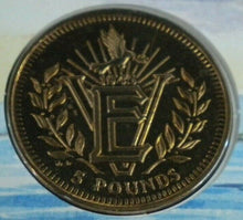 Load image into Gallery viewer, 1995 VE DAY 50TH ANNIVERSARY PROOF GIBRALTAR 1995 £5 COIN COVER PNC/INFO SHEET