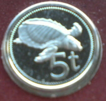 Load image into Gallery viewer, 1975 PAPUA NEW GUINEA FIRST OFFICIAL COINAGE,PROOF 5t COIN,STAMP,P-MARK,COA PNC