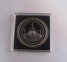 Load image into Gallery viewer, 1984 Commonwealth Parliament Conference Proof-Like Isle of Man 1 Crown CoinBoxC1

