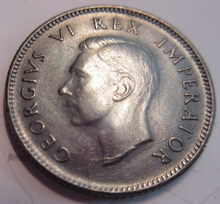 Load image into Gallery viewer, KING GEORGE VI 6d SIXPENCE 1942 .800 SILVER COIN AUNC DIE FLAW STUNNING TONE
