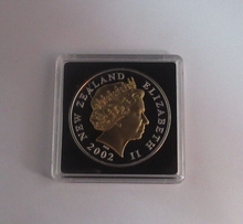 Load image into Gallery viewer, 2002 Royal Sceptre Golden Jubilee 1oz Silver Proof New Zealand $5 Coin BoxCOA
