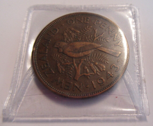 Load image into Gallery viewer, KING GEORGE VI NEW ZEALAND  ONE PENNY COIN VF 1943 IN PROTECTIVE CLEAR FLIP
