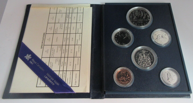 1982 ROYAL CANADIAN MINT CANADA YEAR SET BUNC 6 COIN SET IN CASE