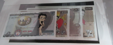 BETTY BOOP NOVELTY BANKNOTE SET X 4 NOTES £5 £10 £20 £50 IN NOTE HOLDER