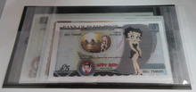 Load image into Gallery viewer, BETTY BOOP NOVELTY BANKNOTE SET X 4 NOTES £5 £10 £20 £50 IN NOTE HOLDER
