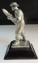 Load image into Gallery viewer, THE NAVEL GUNNER PEWTER FIGURE ROYAL HAMPSHIRE ART FOUNDRY WITH ORIGINAL BOX
