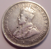 Load image into Gallery viewer, KING GEORGE V 6d SIXPENCE COIN .925 SILVER 1935 AUSTRALIA EF IN CLEAR FLIP
