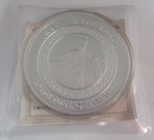 Load image into Gallery viewer, 2011 SHRINES OF EUROPE TOTUS TUUS OH MARIA SILVER PLATED PROOF MEDAL &amp; COA
