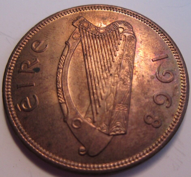 1968 IRELAND ONE PENNY EIRE 1d UNC WITH NEAR FULL LUSTRE IN CLEAR FLIP