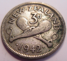 Load image into Gallery viewer, KING GEORGE VI 1942 3D .500 SILVER - 1952 6D &amp; 1950 SHILLING CU-NI IN CLEAR FLIP
