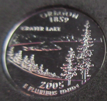 Load image into Gallery viewer, 2005 UNITED STATES MINT STATE QUARTER DOLLAR OREGON 1859 PLATINUM PLATED
