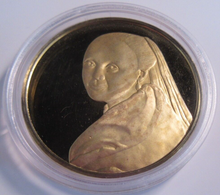 Load image into Gallery viewer, 1975 THE GENIUS OF VERMEER HALLMARKED 24CT GOLD PLATED .925 SILVER 32G MEDAL
