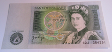 Load image into Gallery viewer, BANK OF ENGLAND ONE POUND £1 BANKNOTES AUNC JO PAGE X 2 IN NOTE HOLDER

