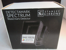 Load image into Gallery viewer, STANLEY GIBBONS DETECTAMARK SPECTRUM WATERMARK DETECTOR BOXED WITH LEAFLET
