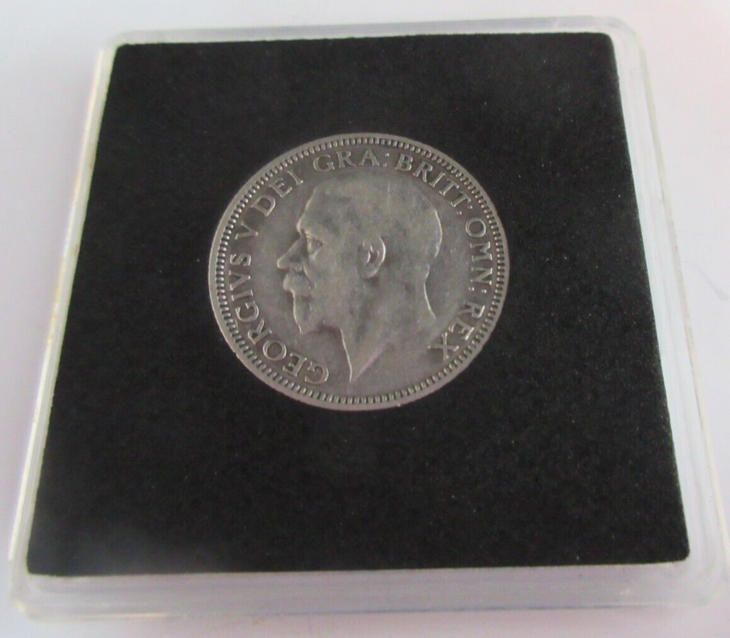 1935 KING GEORGE V  .500 SILVER ONE SHILLINGS PRESENTED IN QUAD CAPSULE