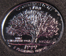 Load image into Gallery viewer, 1999 UNITED STATES MINT STATE QUARTER DOLLAR CONNECTICUT 1788 PLATED IN PLATINUM
