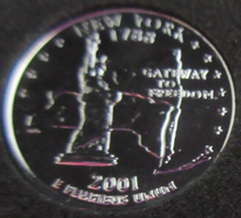 Load image into Gallery viewer, 2001 UNITED STATES MINT STATE QUARTER DOLLAR NEW YORK 1788 PLATINUM PLATED
