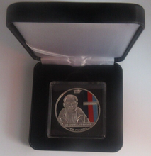 Load image into Gallery viewer, Battle of Britain Sir Douglas Bader RAF £5 2010 1oz Silver Proof Jersey Coin
