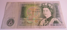 Load image into Gallery viewer, £1 BANK NOTE SOMERSET BANKNOTES X 4 WITH CLEAR FRONTED NOTE HOLDER

