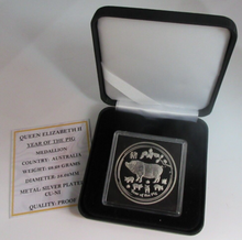 Load image into Gallery viewer, 2019 YEAR OF THE PIG QEII II AUSTRALIA SILVER PLATED PROOF MEDAL BOX &amp; COA
