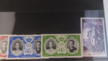 Load image into Gallery viewer, Grace Kelly &amp; Prince Rainier III 1F - 5F 1956 Monaco 5 Stamp Set MNH

