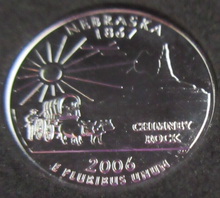 Load image into Gallery viewer, 2006 UNITED STATES MINT STATE QUARTER DOLLAR NEBRASKA 1867 PLATINUM PLATED
