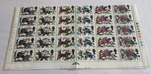Load image into Gallery viewer, 1966 BATTLE OF HASTINGS 4d 30 X STAMPS MNH WITH TRAFFIC LIGHTS &amp; STAMP HOLDER
