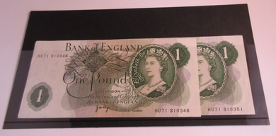 £1 ONE POUND BANKNOTES X 2 JO PAGE IN CLEAR FRONTED NOTE HOLDER