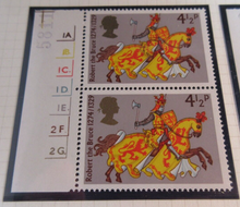 Load image into Gallery viewer, 1974 MEDIEVAL WARRIORS PAIRS TOTAL 8 STAMPS MNH WITH ALBUM SHEET
