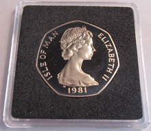 Load image into Gallery viewer, 1981 QEII CHRISTMAS COLLECTION IOM BB MARK DIAMOND FINISH 50P COIN CARD BOX &amp;COA

