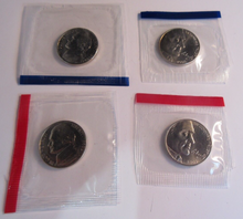 Load image into Gallery viewer, USA 5 CENTS COIN SET BU 1999 4 COIN SET SEALED WITH POUCH
