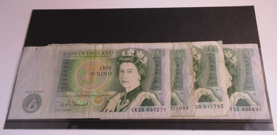 £1 BANK NOTE SOMERSET BANKNOTES X 4 WITH CLEAR FRONTED NOTE HOLDER