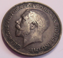 Load image into Gallery viewer, 1923 KING GEORGE V DARKENED BRONZE FARTHING EF+ IN CLEAR FLIP
