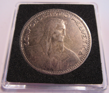 Load image into Gallery viewer, CONFOEDERATIO HELVETICA 5 FRANC SWITZERLAND .900 SILVER 1923 UNC WITH EDGENICS
