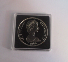 Load image into Gallery viewer, 1984 Commonwealth Parliament Conference Proof-Like Isle of Man 1 Crown CoinBoxC3
