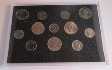 Load image into Gallery viewer, FIVE PENCE COIN SET 5P BUNC 1968-2011 12 COIN SET IN ROYAL MINT BLUE BOOK
