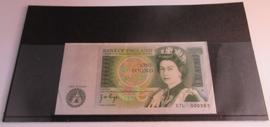 BANK OF ENGLAND ONE POUND £1 BANKNOTE PAGE 57L 000963 IN NOTE HOLDER