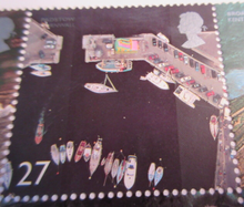 Load image into Gallery viewer, 2002 BRITISH COASTLINES 10 STAMPS MNH IN CLEAR FRONTED HOLDER
